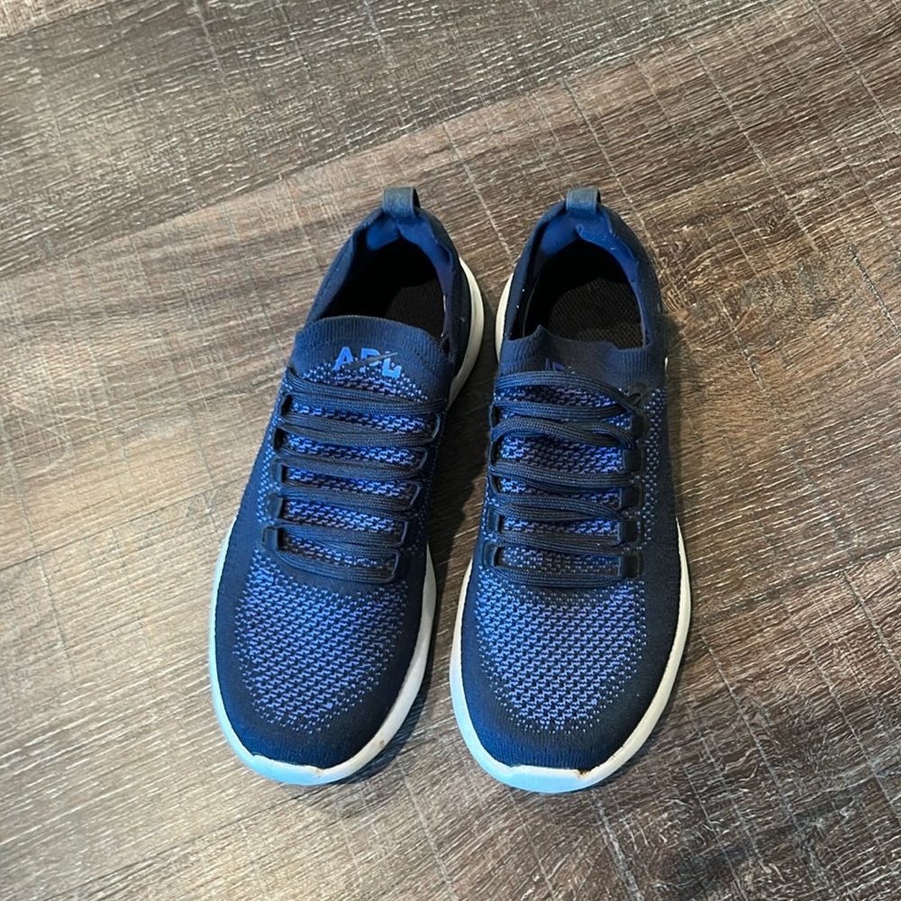 APL techloom sneakers